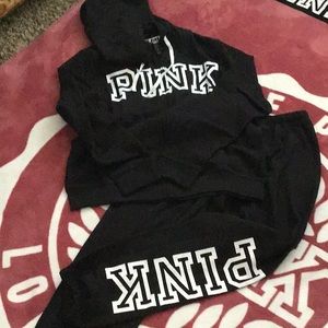 VS PINK CLASSIC SET NIP